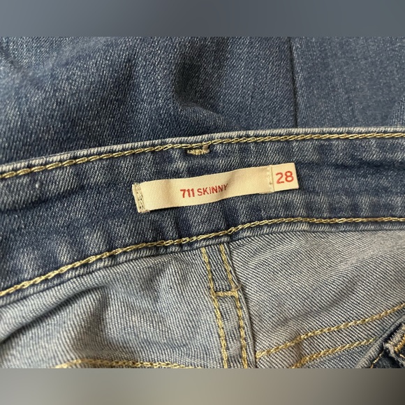 Levi’s 711 skinny jeans size 28 - Picture 3 of 3